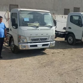 Mitsubishi Canter 2024