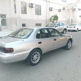 Toyota Camry 1993