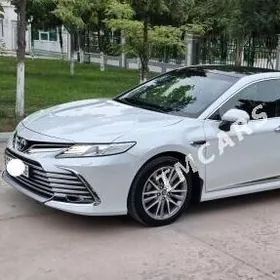 Toyota Camry 2022