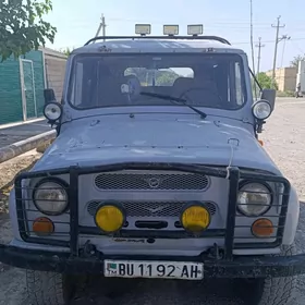 UAZ 469 2003