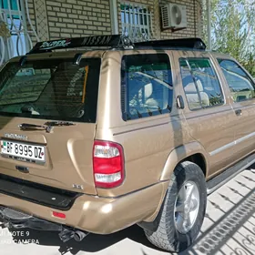 Nissan Pathfinder 2001