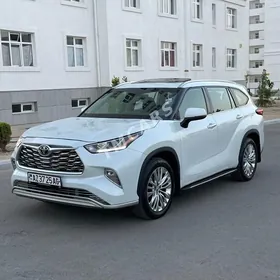 Toyota Highlander 2020