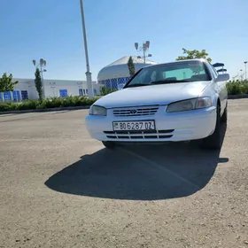 Toyota Camry 1999