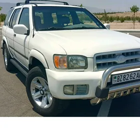 Nissan Pathfinder 2001