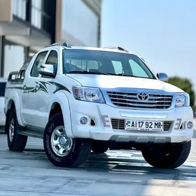 Toyota Hilux 2012