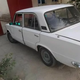 Lada 2104 1984