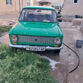 Lada 2104 1980