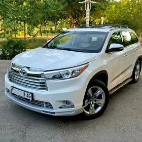 Toyota Highlander 2016