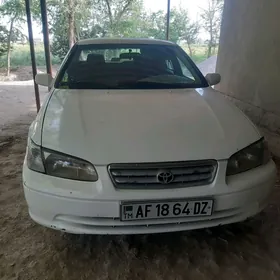 Toyota Camry 1998