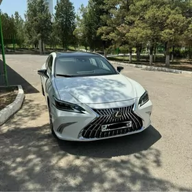 Lexus ES 350 2022