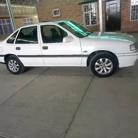 Opel Vectra 1993