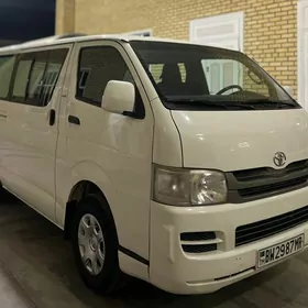 Toyota Hiace 2008