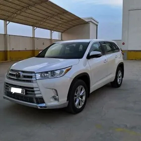 Toyota Highlander 2018