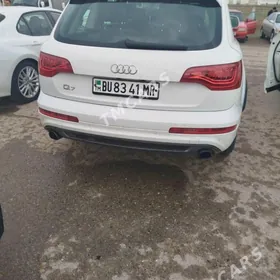 Audi Q7 2014