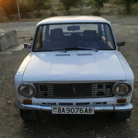 Lada 2104 1980