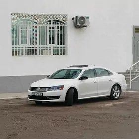 Volkswagen Passat 2012