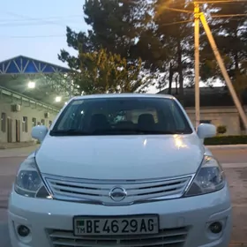 Nissan Versa 2010