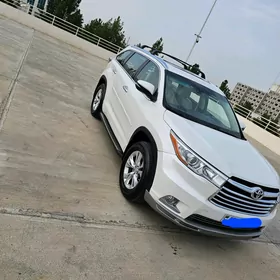 Toyota Highlander 2016