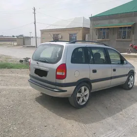 Opel Zafira 2002