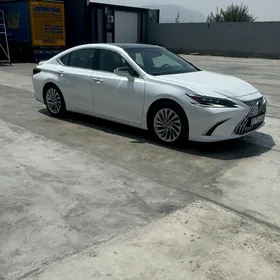 Lexus ES 350 2022