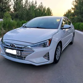 Hyundai Elantra 2019