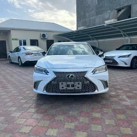 Lexus ES 350 2019