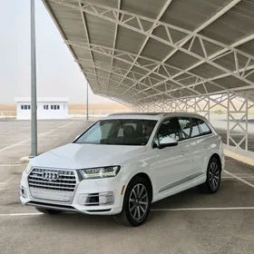 Audi Q7 2018