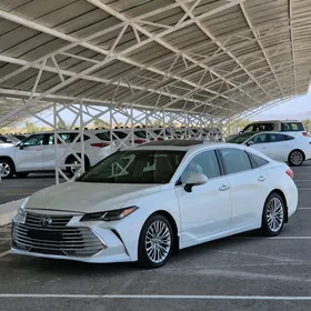 Toyota Avalon 2019