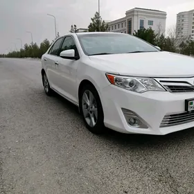 Toyota Camry 2013