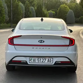 Hyundai Sonata 2021