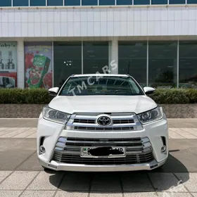 Toyota Highlander 2019