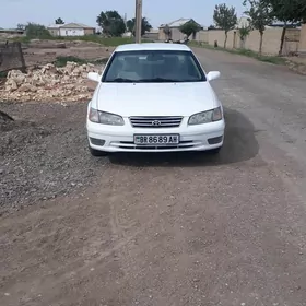 Toyota Camry 1998