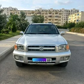 Nissan Pathfinder 2003