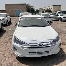 Hyundai Elantra 2020