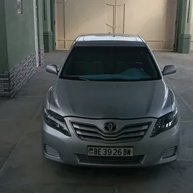 Toyota Camry 2010