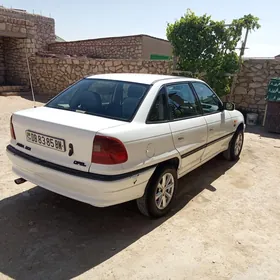 Opel Astra 1993