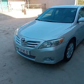 Toyota Camry 2011