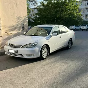 Toyota Camry 2005