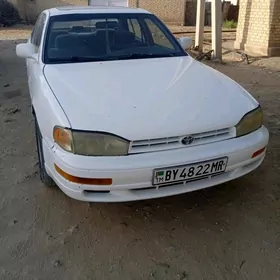 Toyota Camry 1993