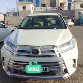 Toyota Highlander 2019