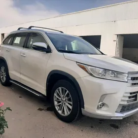 Toyota Highlander 2018