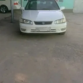 Toyota Camry 1997