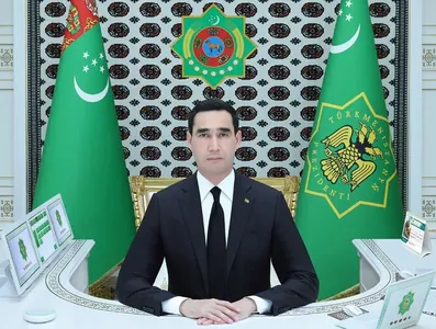 Президент Туркменистана и члены Правительства вышли в трудовой отпуск