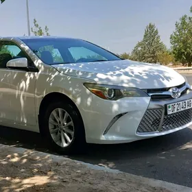 Toyota Camry 2016