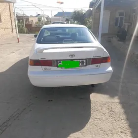 Toyota Camry 1998