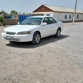 Toyota Camry 2002