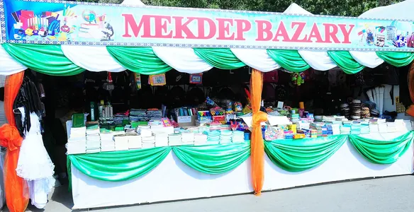 Türkmenistanda mekdep bazarlary işläp başlady