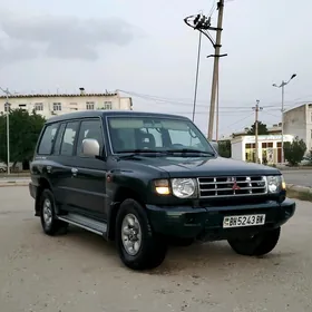 Mitsubishi Pajero 1998