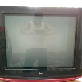 LG Telewizor Potstawkasy bilen