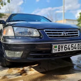 Toyota Camry 2000